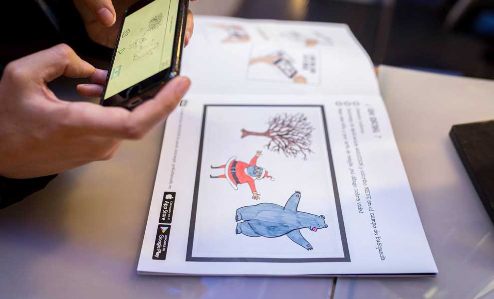 Taking a picture of Klepierre animated coloring story